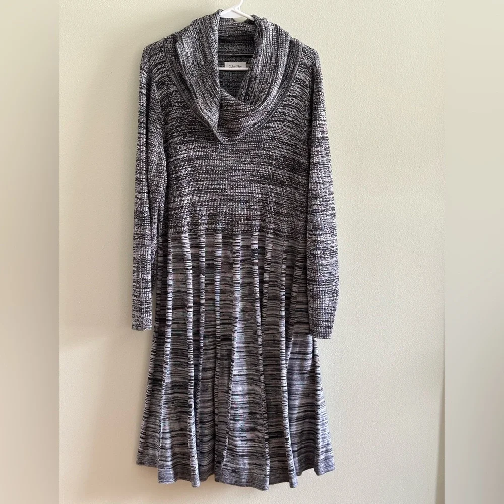 Calvin Klein Gray Long Sleeve Dress - Picture 1 of 3